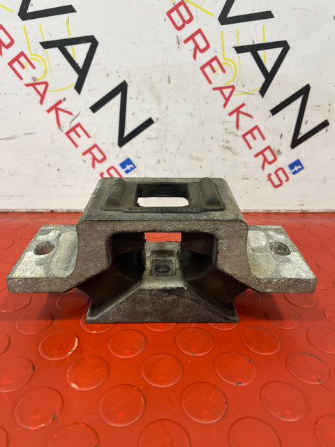 Renault Master ENGINE MOUNT FWD LEFT 2.3 dCi 2010-2023 P/N 8200676857