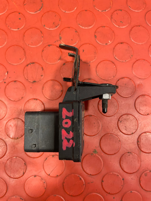 Renault Trafic GLOW PLUG RELAY 2022 P/N 110675590R