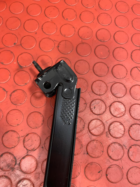 Citroen Berlingo SLIDING DOOR LOWER RAILING Passenger's Side 2019-2024 P/N 9816966680