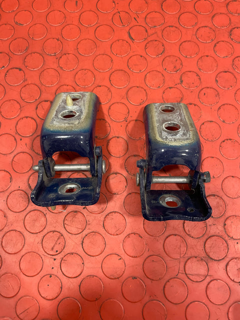 Citroen Berlingo/Peugeot Partner/Vauxhall Combo/Toyota Proace City PAIR OF FRONT DOOR HINGES Driver's Side Blue 2019-2024 P/N 1606475180