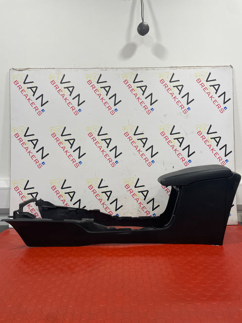 Toyota Hilux VIII Pickup CENTER CONSOLE WITH ARMREST/GLOVEBOX 2016 P/N 58810K110