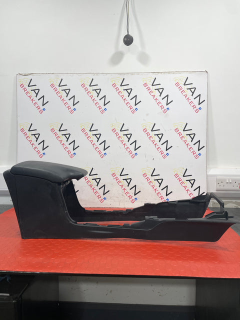 Toyota Hilux VIII Pickup CENTER CONSOLE WITH ARMREST/GLOVEBOX 2016 P/N 58810K110