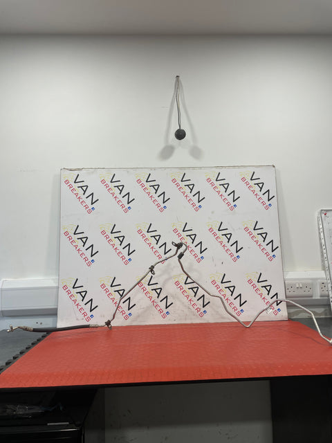 Renault Trafic/Vauxhall Vivaro AIR CONDITIONING PIPE HOSE 1.6L 2014-2017 P/N 924402507R