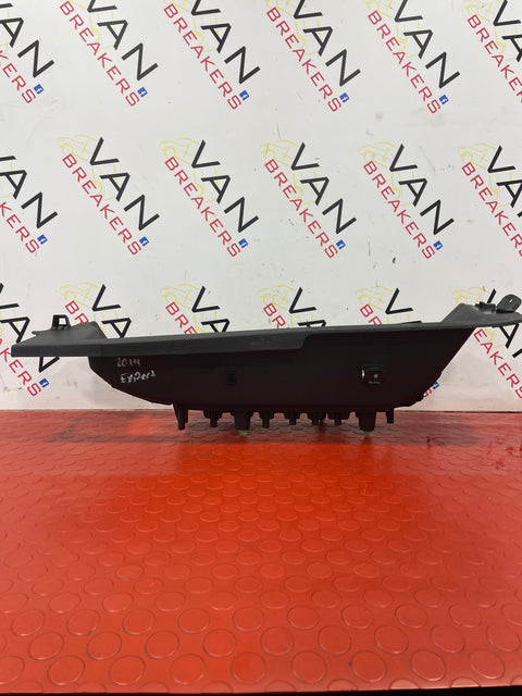 Citroen Dispatch/V Vivaro/T Proace/P Expert SILL STEP PASSENGER SIDE N/S 2018-2023 P/N 98100695ZD