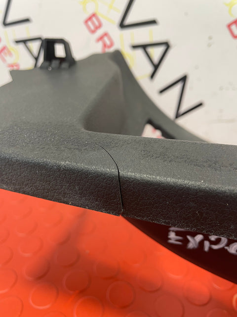 Citroen Dispatch/V Vivaro/T Proace/P Expert SILL STEP PASSENGER SIDE N/S 2018-2023 P/N 98100695ZD