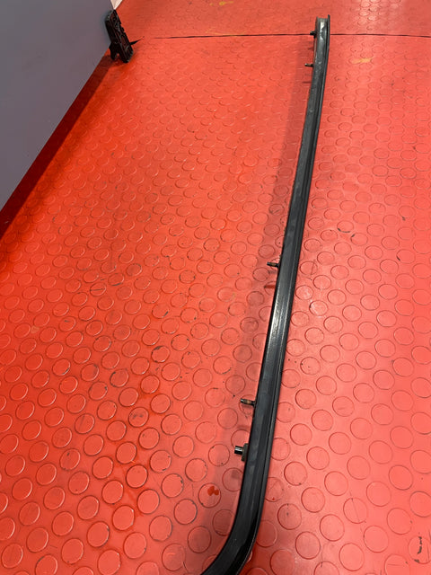 Citroen Dispatch/ Peugeot Expert/Vauxhall Vivaro/Proace/Fiat Scudo SLIDING DOOR RAIL D/S Right 2008-2016 P/N 140118780