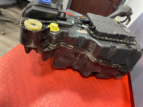 Citroen Berlingo/Peugeot Partner/Toyota Proace City/Vauxhall Combo ADBLUE TANK W/ FILLER HOSE 2019-2024 P/N 9817601880 - 1