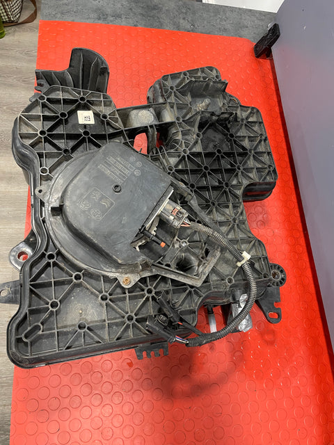 Citroen Dispatch/ Peugeot Expert/ Toyota Proace/Vauxhall Vivaro (19) ADBLUE TANK AND PUMP 2017-2024 P/N 4099016