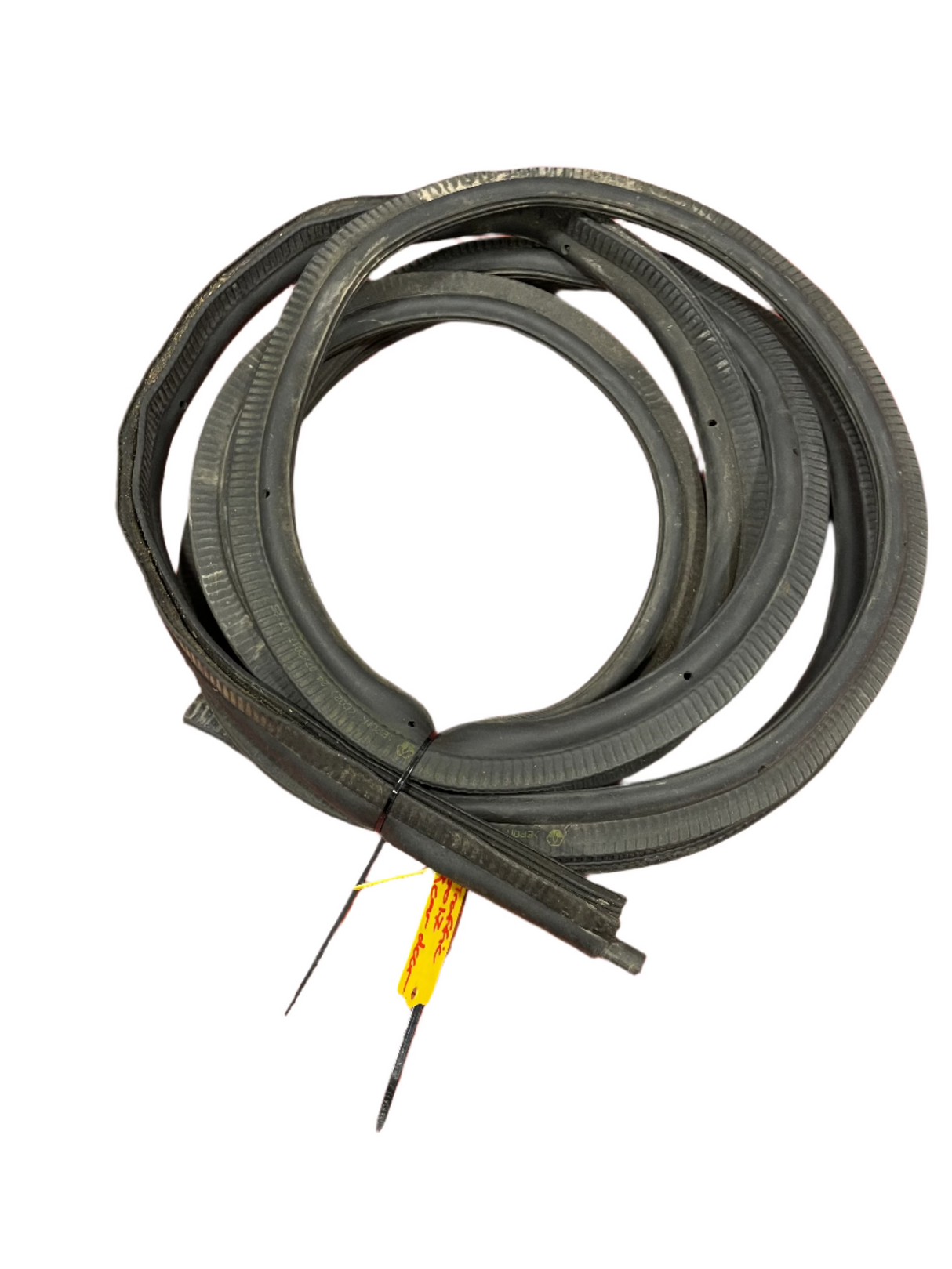 Renault Trafic/Vauxhall Vivaro/Nissan NV300 Primastar REAR RUBBER DOOR SEAL 2014-2019 P/N 8200032788