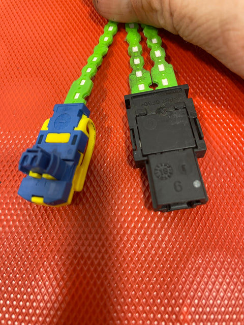 Renault Trafic CLOCKSPRING, RADIO CONTROLS AND WIPER STALK 2012-2021 P/N 479452659R