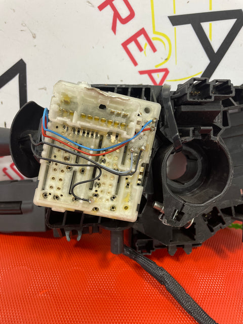 Renault Trafic CLOCKSPRING, RADIO CONTROLS AND WIPER STALK 2012-2021 P/N 479452659R