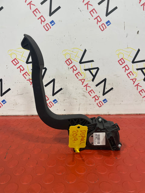 Citroen Dispatch/Peugeot Expert ACCELERATOR THROTTLE PEDAL 1.5HDI 2019-2023 P/N 9806607380