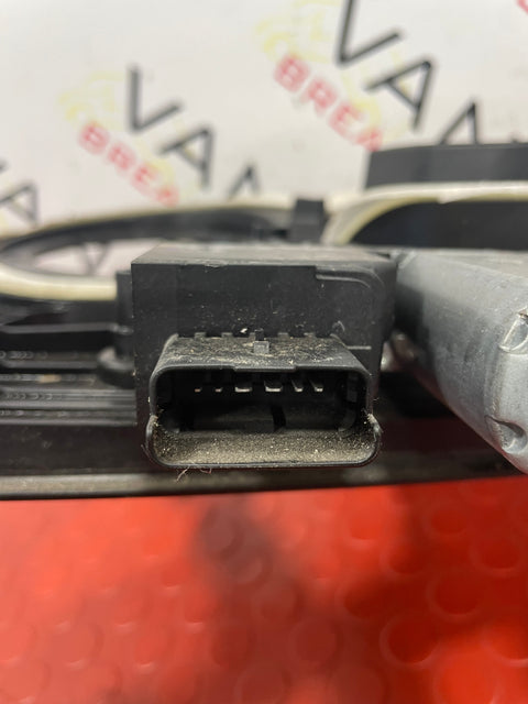 Vauxhall Combo/Peugeot Partner/Citroen Berlingo RH FRONT WINDOW REGULATOR O/S DRIVER 2019-2024 P/N 9830335980