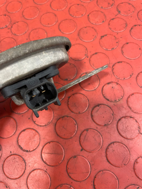 Volkswagen Crafter HORN SIGNAL 12V 335Hz Made in Spain 2Pin P/N 002952