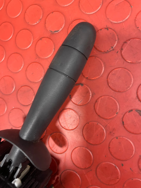 Renault Trafic/Vauxhall Vivaro WINDSHIELD WIPERS CONTROL SWITCH LEVER 2001-2014 P/N 91167047E - 1