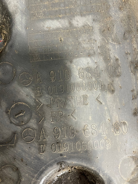 Mercedes Sprinter FRONT WHEEL ARCH Passenger's Side N/S 2019 RWD/AWD P/N A9106840000