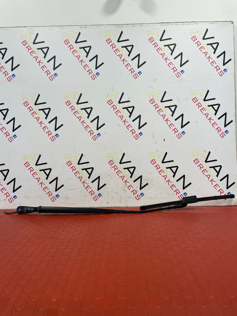 Vauxhall Combo/Peugeot Partner/Citroen Berlingo PASSENGER SIDE WIPER ARM (FRONT) P/N 9839409180