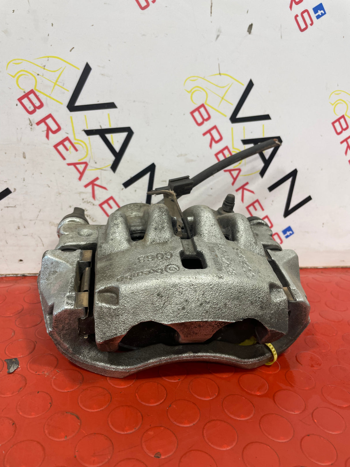 Fiat Ducato/Citroen Relay/Peugeot Boxer FRONT LEFT BRAKE CALIPER FOR P/N 941902