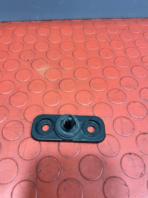 Vauxhall Vivaro/Citroen Dispatch/ Peugeot Expert/Toyota Proace SLIDING DOOR CENTER PIECE Passenger's Side 2016-2024 P/N 9808074180