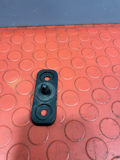 Vauxhall Vivaro/Citroen Dispatch/ Peugeot Expert/Toyota Proace SLIDING DOOR CENTER PIECE Passenger's Side 2016-2024 P/N 9808074180