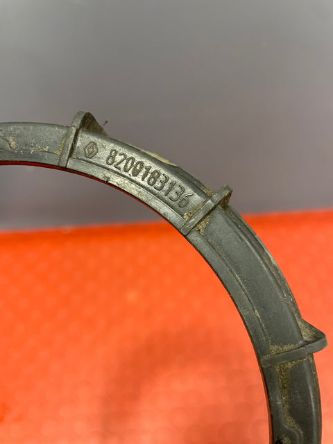 Renault Trafic/Vauxhall Vivaro FUEL SENDER LOCK RING P/N 8200183136 / 10070910100 / 7320703AA