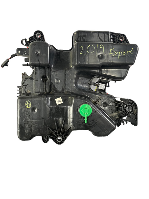 Citroen Dispatch/ Peugeot Expert/ Toyota Proace/Vauxhall Vivaro (19) ADBLUE TANK AND PUMP 2017-2024 P/N 4099016