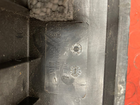 Ford Transit Custom FRONT DRIVER'S SIDE DOOR STEP (Busted Mounting Pin) 2019-2023 P/N BK21V13200AHW - 1 / KK31V13200ADW