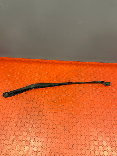 Ford Transit WIPER ARM MK8 Driver's Side P/N BK3117526CD - 1