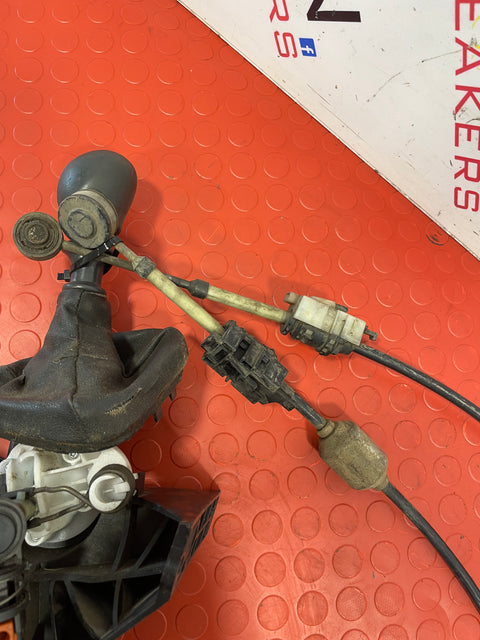 Renault GEAR SELECTOR WITH GEAR CABLES (6 SPEED) FWD 2016 P/N 349352755R