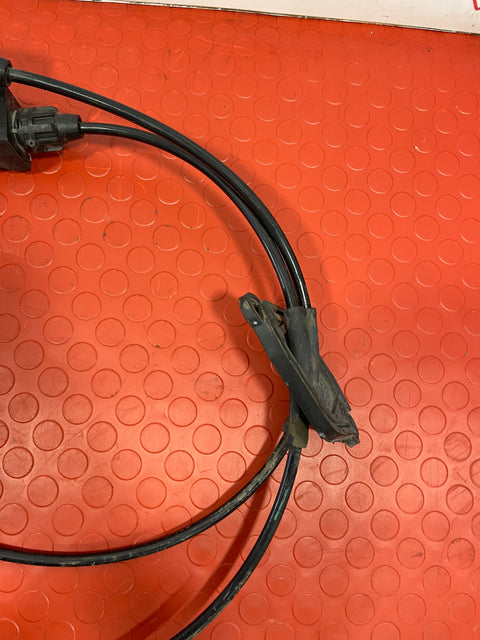 Renault GEAR SELECTOR WITH GEAR CABLES (6 SPEED) FWD 2016 P/N 349352755R