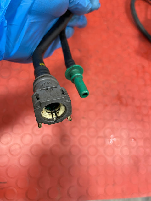 Citroen Berlingo/Peugeot Partner FUEL SENDER UNIT w/ HOSE & WIRE 1.40HARNESS 1.6 2008-2018 P/N 9811298780 - 1