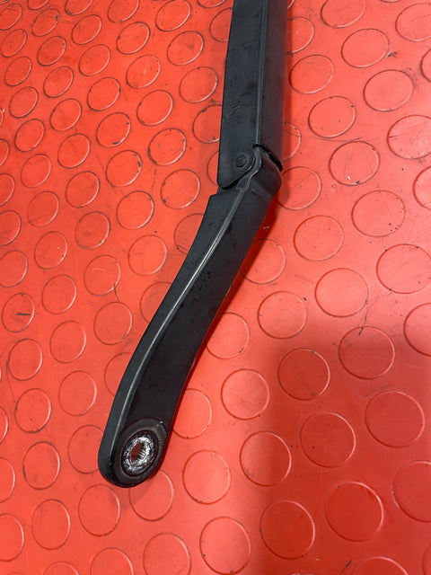 Peugeot Expert/Citroen Dispatch/Vauxhall Vivaro/Toyota Proace/Fiat Scudo WINDSCREEN WIPER ARM Passenger's Side 2016-2023 P/N 9808465780 - 1