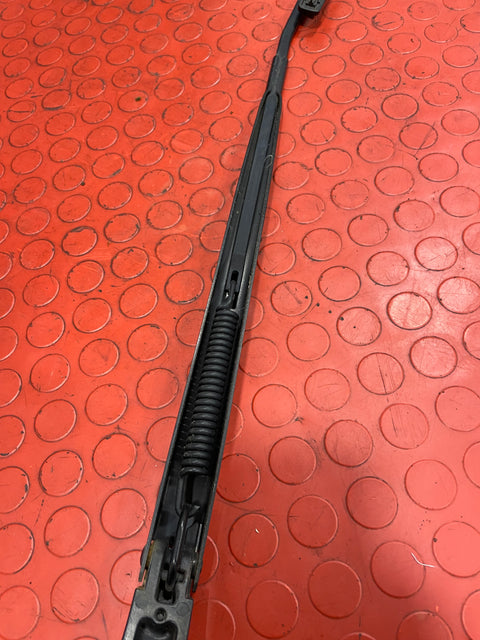 Peugeot Expert/Citroen Dispatch/Vauxhall Vivaro/Toyota Proace/Fiat Scudo WINDSCREEN WIPER ARM Passenger's Side 2016-2023 P/N 9808465780 - 1