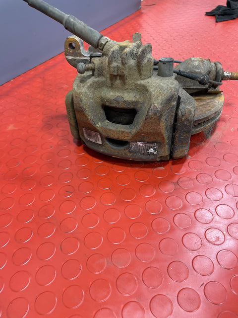 Citroen Berlingo/Peugeot Partner FRONT WHEEL HUB W/ BRAKE CALIPER Driver's Side 2008-2018 P/N 9670614080 - 3