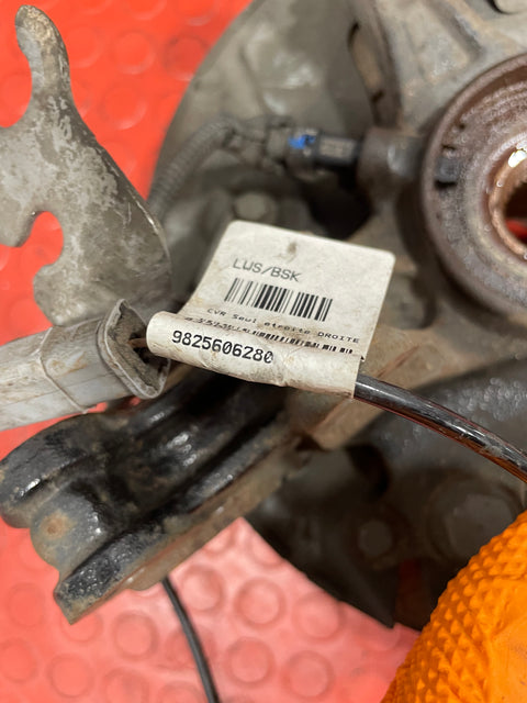 Citroen Berlingo/Peugeot Partner/Vauxhall Combo/Toyota Proace City FRONT WHEEL HUB & BRAKE SET W/ ABS SENSOR Driver's Side 2019-2024 R/N 9825606280 / 9810728280