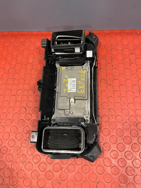 Citroen Dispatch/Peugeot Expert/Vauxhall Vivaro/Toyota Proace SAT NAV DISPLAY/SCREEEN HEAD UNIT 2016-2024 P/N 9831665880/98081732 ZD