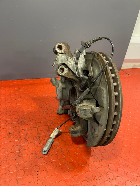 Citroen Berlingo/Peugeot Partner/Vauxhall Combo/Toyota Proace City FRONT WHEEL HUB & BRAKE SET W/ ABS SENSOR Driver's Side 2019-2024 R/N 9825606280 / 9810728280