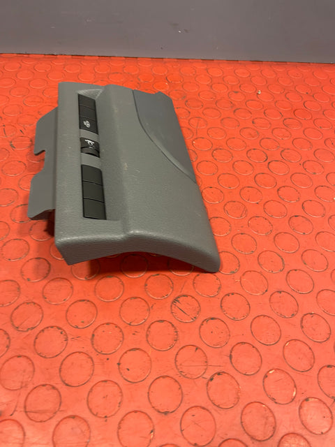 Peugeot Expert/Citroen Dispatch/Vauxhall Vivaro/Toyota Proace DASHBOARD TRIM LIGHT CONTROL SYSTEMS 2016-2024 P/N 9809545177 - 1