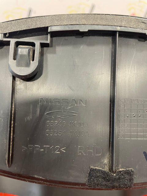 Nissan Navara SPEEDOMETER SURROUND TRIM AND STOP START SWITCH 2.3DCI 2017 P/N 682404KJ0A