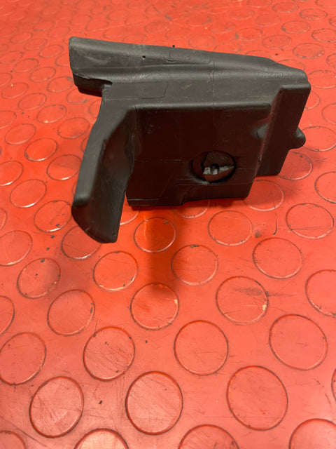 Citroen Berlingo/Peugeot Partner WINDSCREEN MOLDING FOAM Driver's Side P/N 9816982880