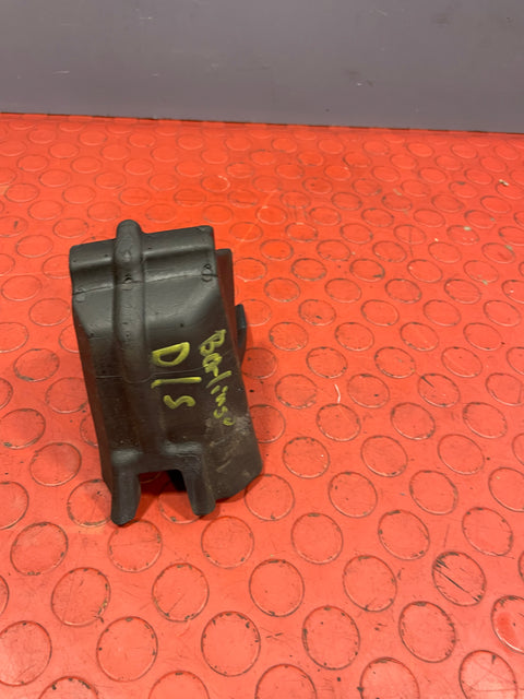 Citroen Berlingo/Peugeot Partner WINDSCREEN MOLDING FOAM Driver's Side P/N 9816982880