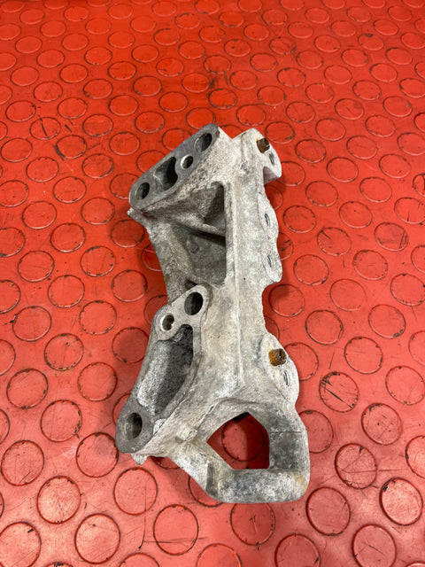 Citroen Berlingo/Peugeot Partner ENGINE MOUNT BRACKET 1.6 2011-2016 P/N 9673585780