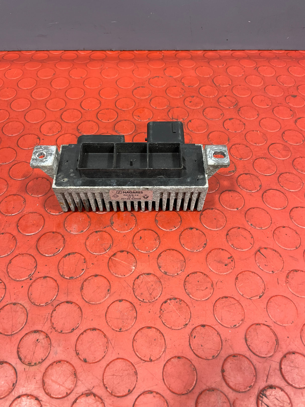 Renault Trafic/Vauxhall Vivaro/Nissan NV300 GLOW PLUG RELAY 2014-2019 P/N 271206395R