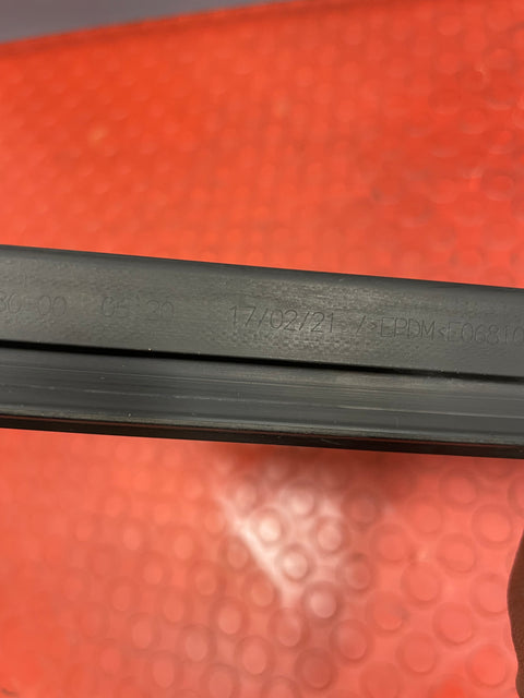 Citroen Berlingo/Peugeot Partner FRONT AIR INTAKE GRILL RUBBER SEAL 2008 >on P/N 9816782280