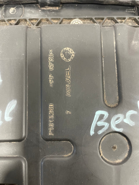 Citroen Berlingo Peugeot Partner Toyota Proace Vauxhall Combo ADBLUE TANK AND PUMP 2019-2024 P/N 9817601880