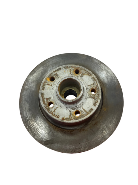 Renault Trafic REAR WHEEL HUB DRIVERS SIDE RIGHT O/S P/N 432022742R