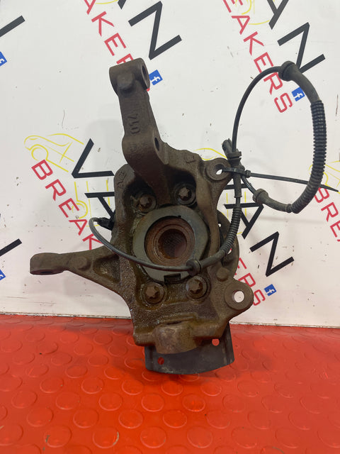 Renault Trafic WHEEL HUB FRONT LEFT PASSENGER SIDE 2014-2019 P/N 400155466R