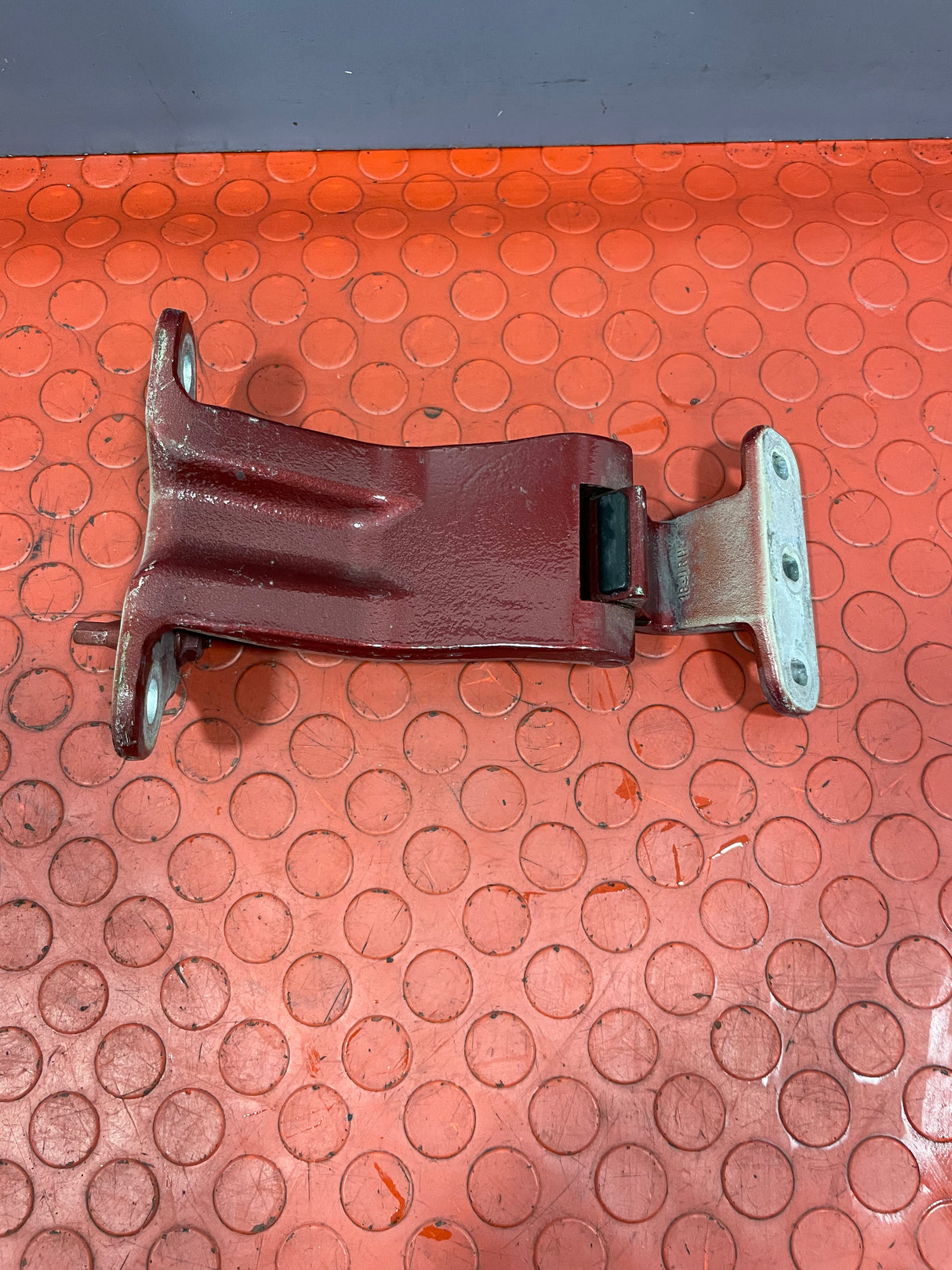 Ford Transit Custom TOP RIGHT REAR DOOR HINGE (Maroon) P/N 2016-2023 P/N BK21V42982AG