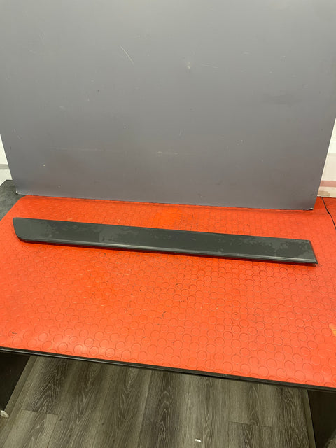 Ford Transit Custom DRIVER'S SIDE SLIDING DOOR MOULDING TRIM 2013-2016 P/N BK2129076ABW - 2