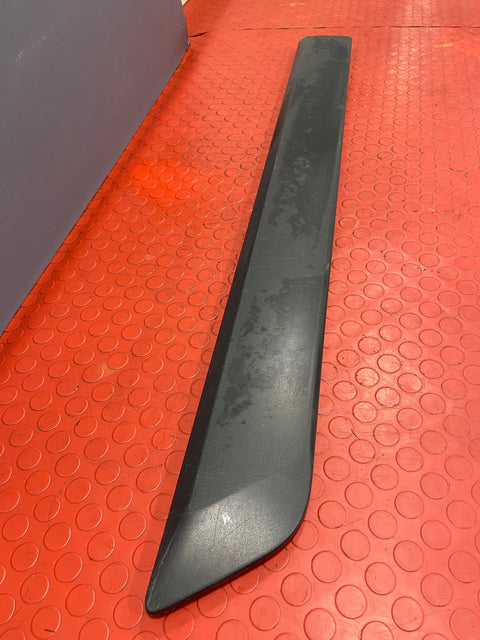 Ford Transit Custom DRIVER'S SIDE SLIDING DOOR MOULDING TRIM 2013-2016 P/N BK2129076ABW - 2